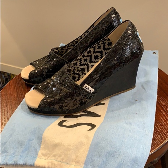 TOMS black sequin wedges - Picture 4 of 4